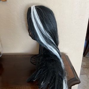Paper Magic Group Halloween long hair adult wig black and white